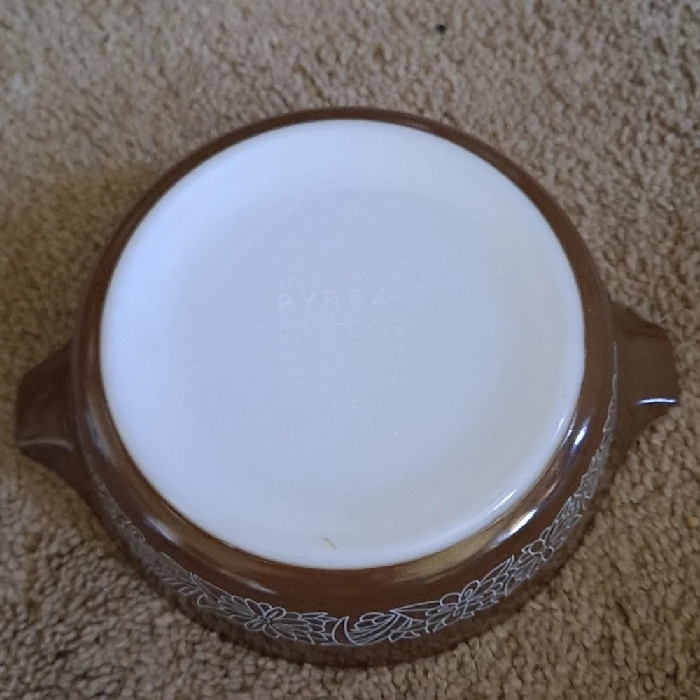 Pyrex - Picture 3 of 3